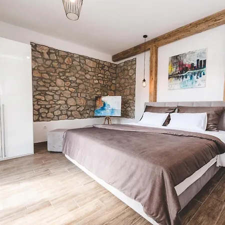 וילה Beachfront Grace With Heated Rooftop Pool