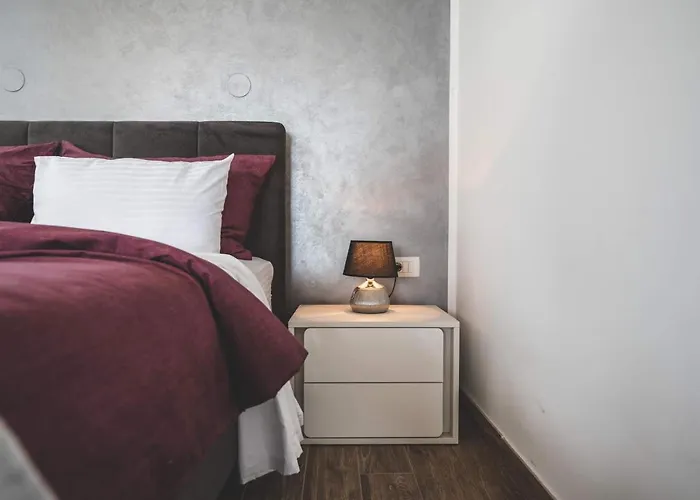 Beachfront Grace With Heated Rooftop Pool Vila Jadranovo